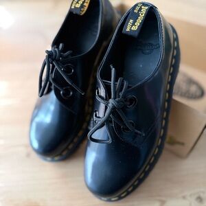 Dr. Martens Holly Black Oxford Leather 3-Eye Shoes with Yellow Stitching